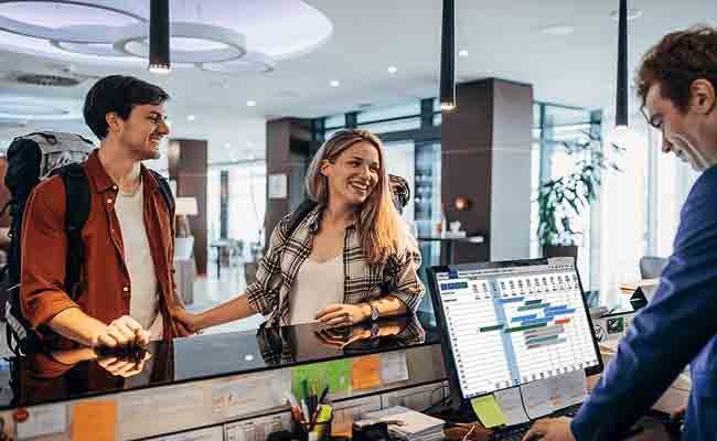 Best Front Desk Operations Software Modules And Qualities In 2023
